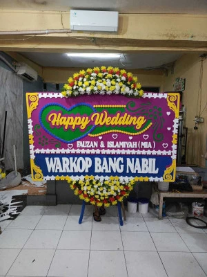 Papan Bunga di Susukan