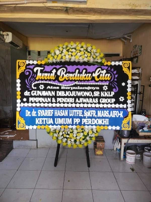 Papan Bunga di Susukan